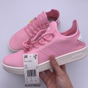 ADIDAS - WOMEN'S ESSENTIALS COURT ADAPT SNEAKERS